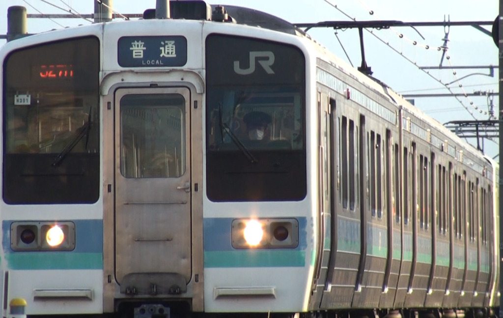 鉄道 中央線 笛吹市春日居町鎮目 山梨県 2023-03-07 185019