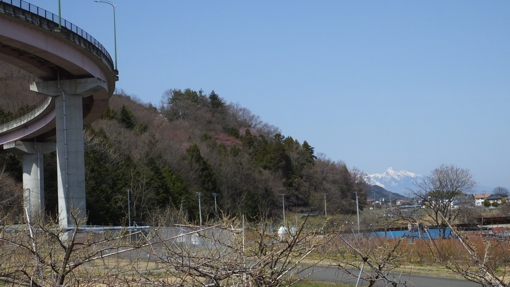 日本の風景 桃花橋ループ 芦安入口 南アルプス市