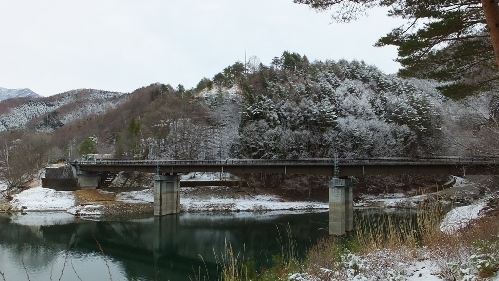 広瀬ダム 雪 秩父多摩甲斐国立公園 山梨市 山梨県