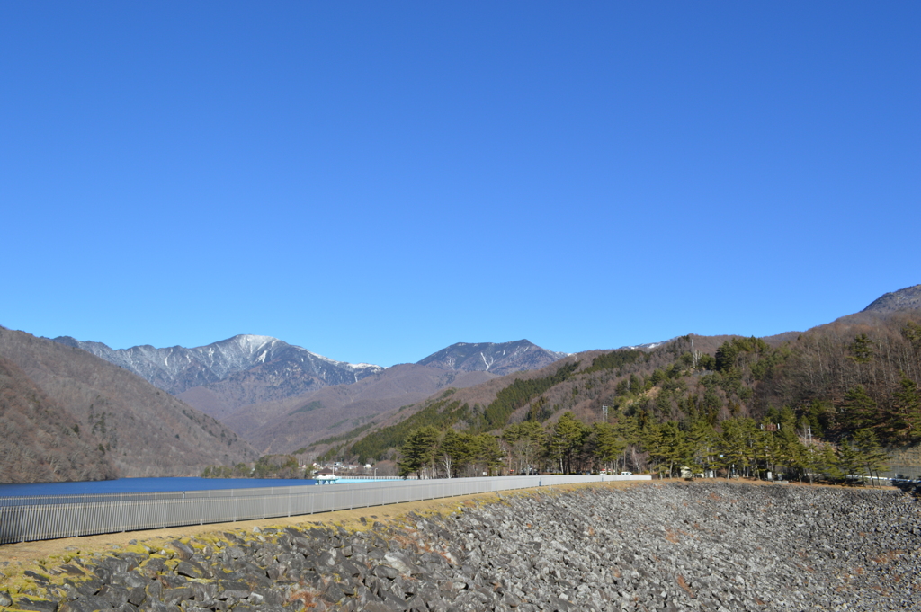 広瀬ダム 秩父多摩甲斐国立公園  山梨市  山梨県 DSC_0197