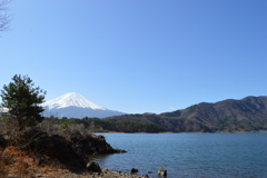 留守ヶ岩（るすがいわ） 河口湖 富士河口湖町 富士五湖 山梨県