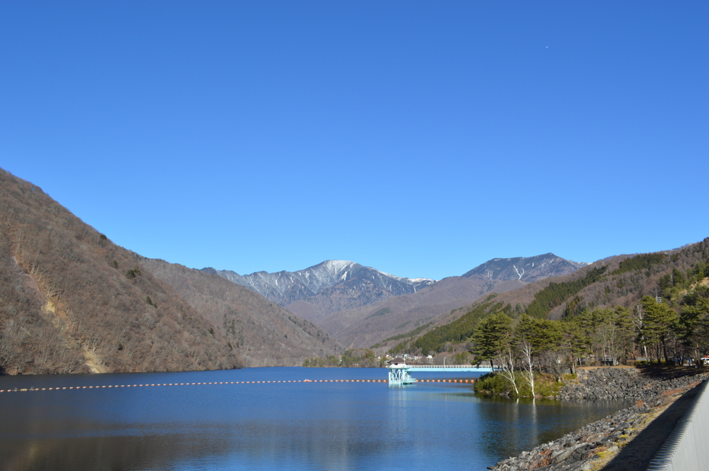 広瀬ダム 秩父多摩甲斐国立公園  山梨市  山梨県 DSC_0204