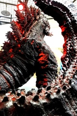 GODZILLA。