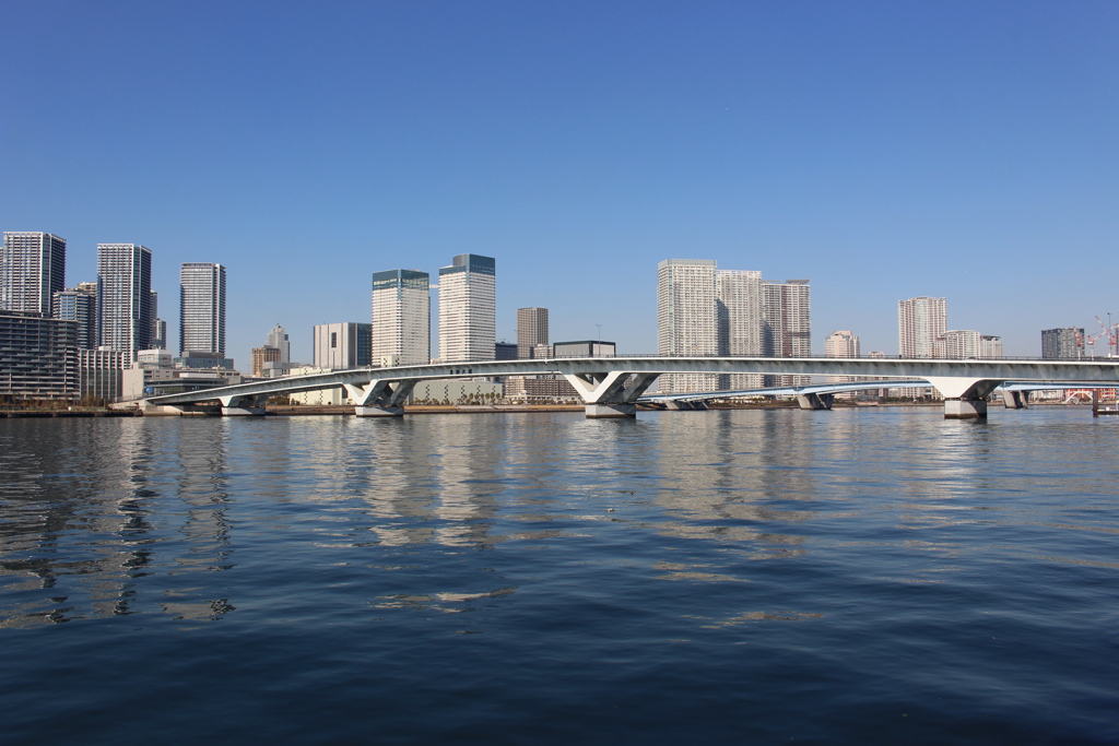 豊洲大橋。