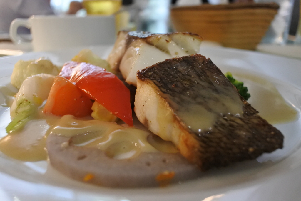 今日の魚料理。