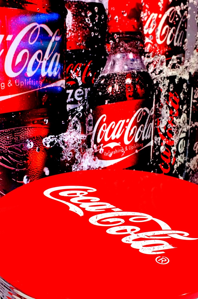 CocaCola。