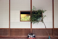 母屋の玄関。