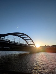 夕焼けの隅田川