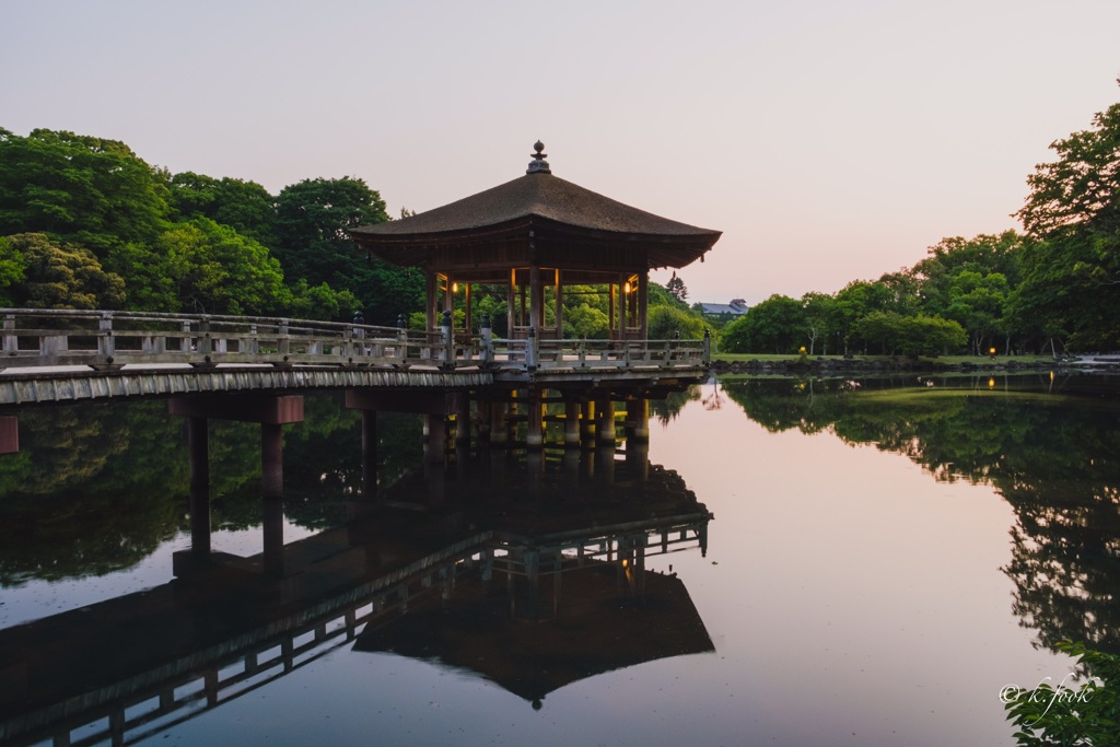 浮見堂の夕景