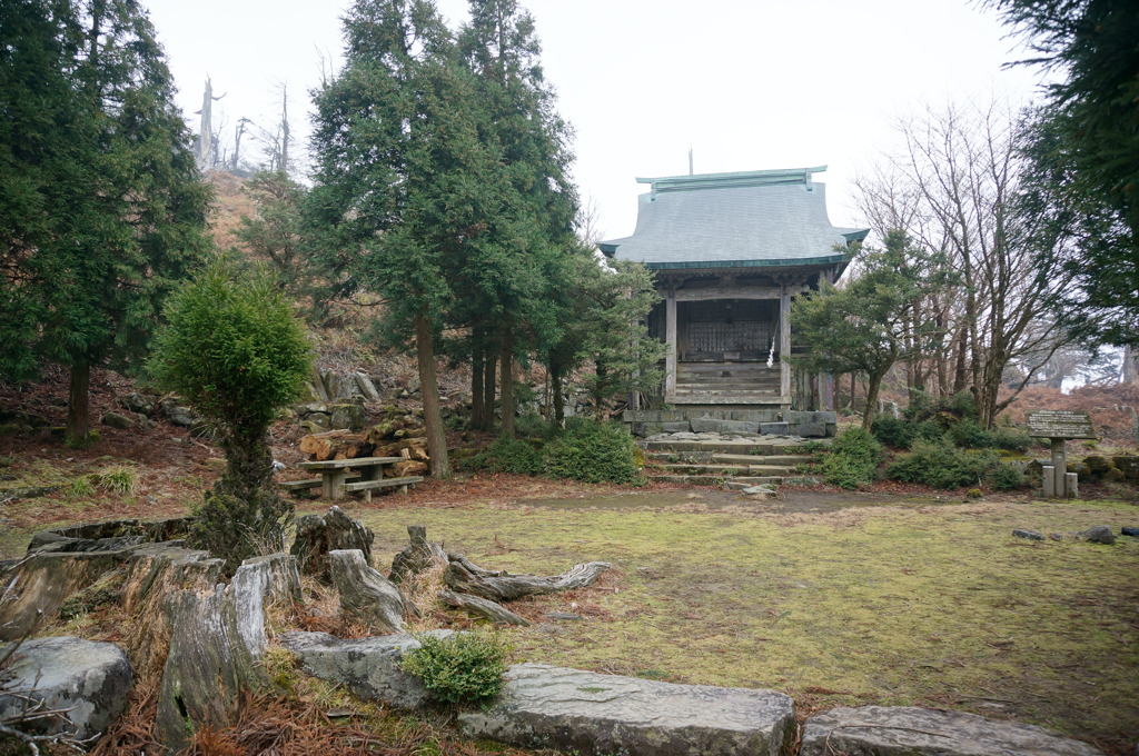 産霊神社