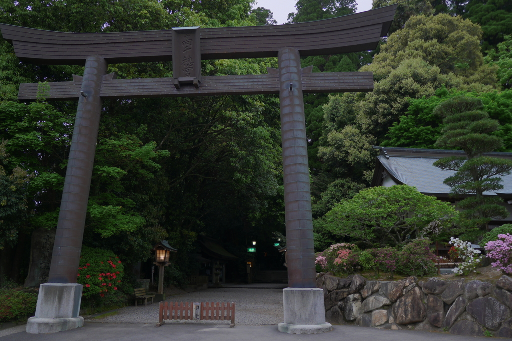 高千穂神社 銅鳥居