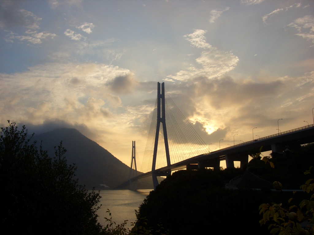 多々羅大橋 朝景