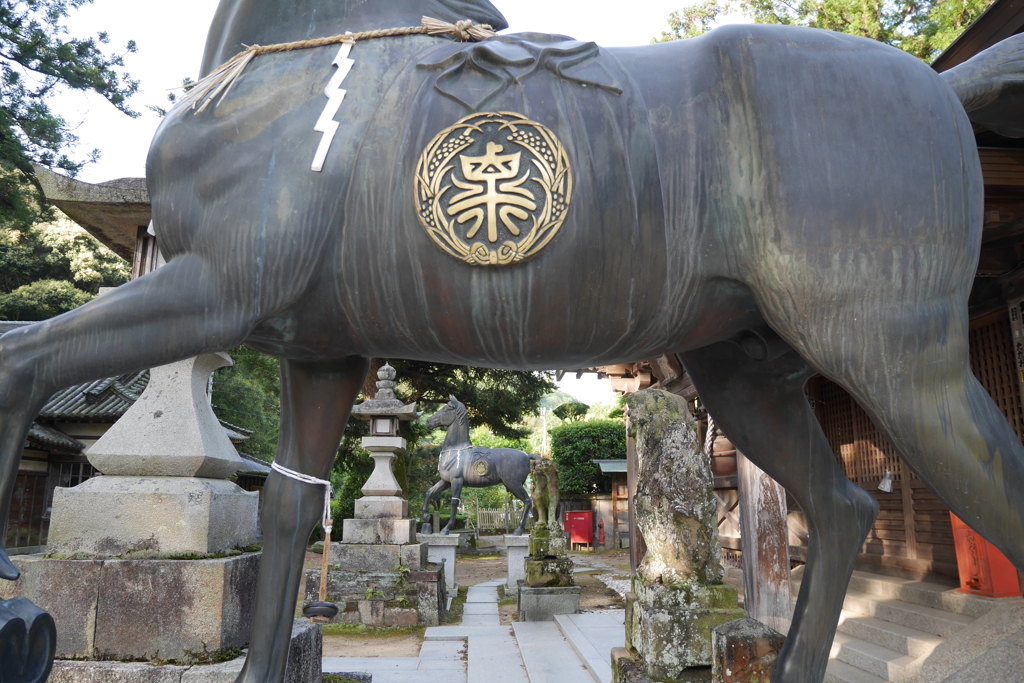 阿波一宮神社 神紋