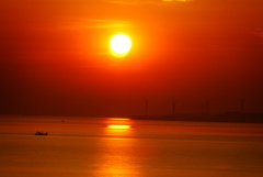 日本海の朝陽