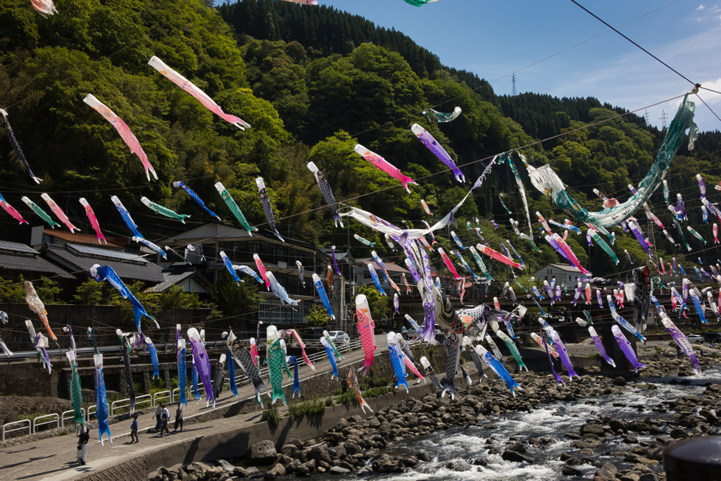 杖立温泉「鯉のぼり祭り2022」