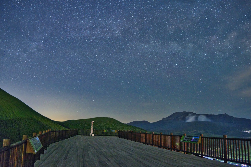 草千里で星空撮影