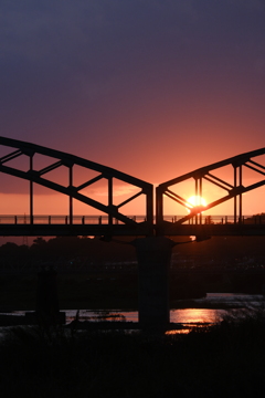 夕陽と橋