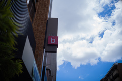 bの空
