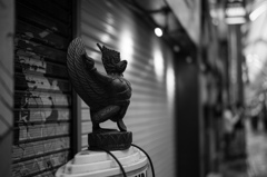 街角の守神