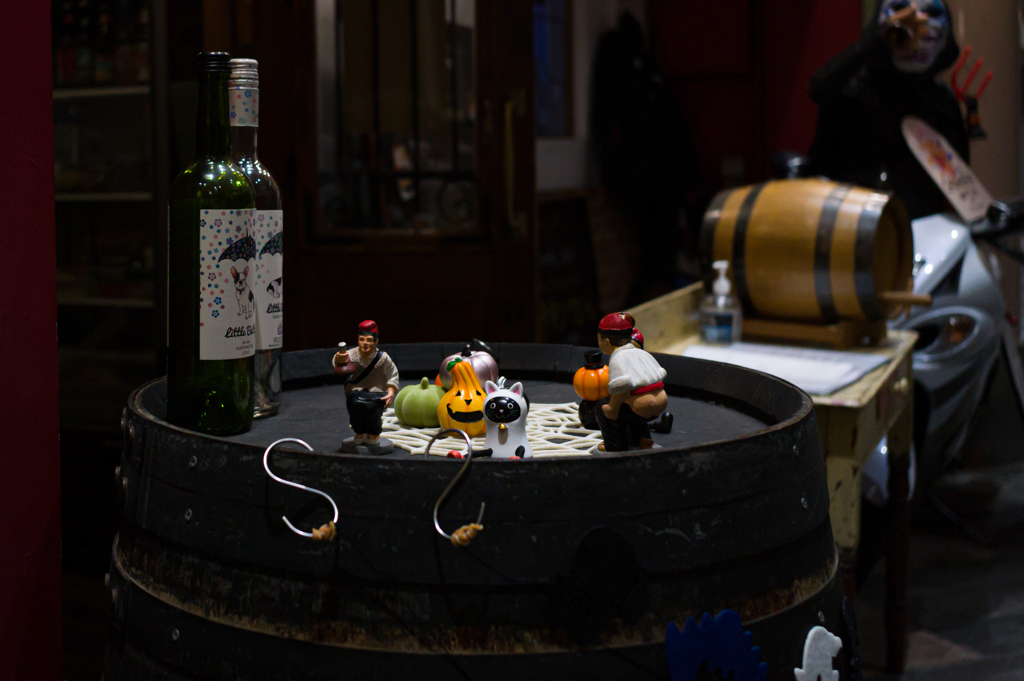 樽の上のハロウィン