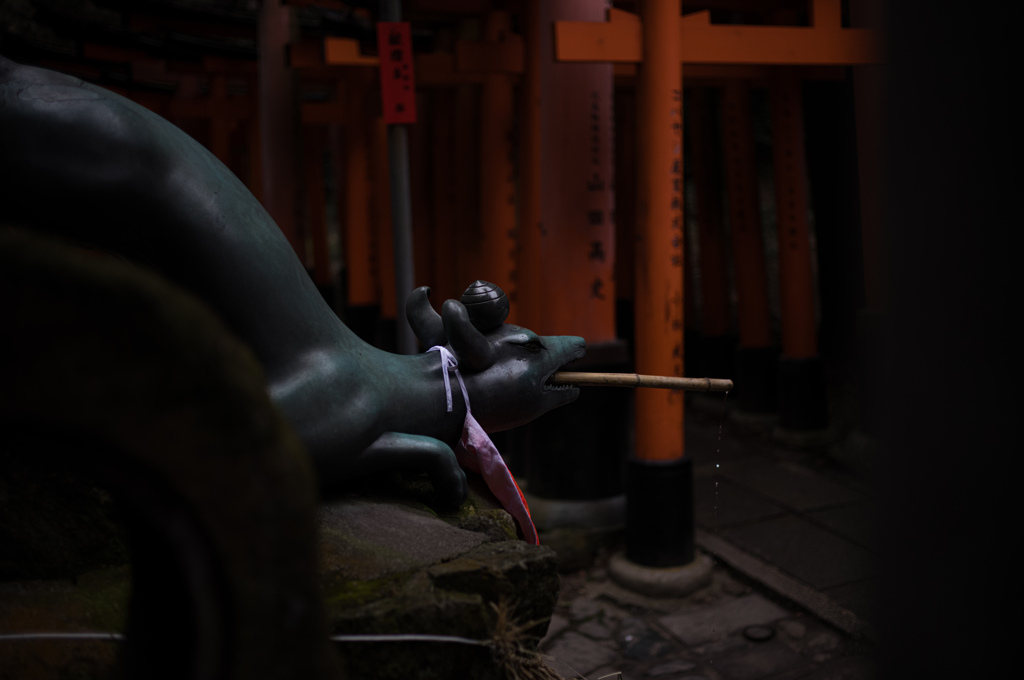 狐の手水