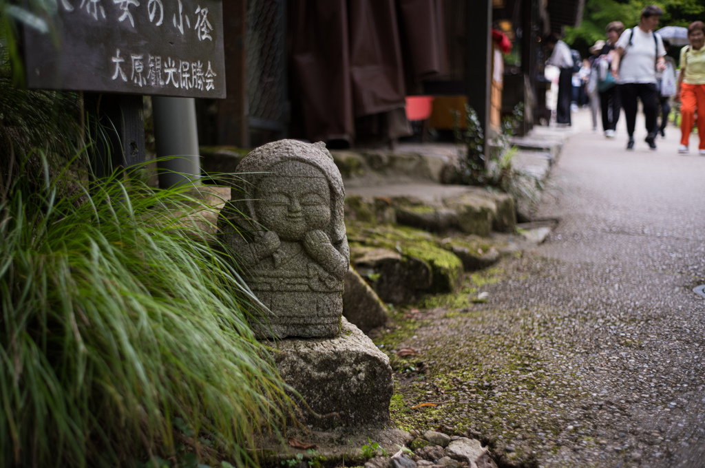 脇道の地蔵