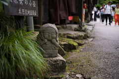 脇道の地蔵