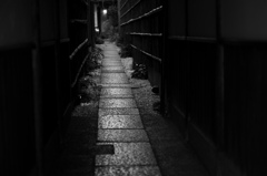 石畳の一本道