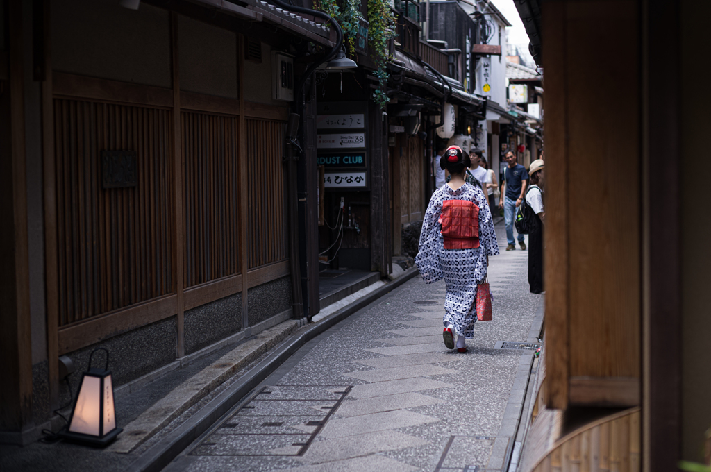 休日の舞妓さん