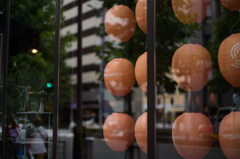 窓からの風景。ちょうちん