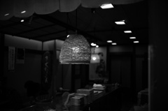 老舗の灯り