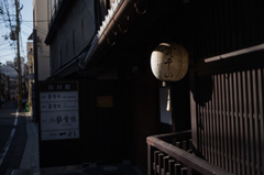 格子と提灯