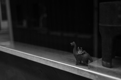 窓辺の怪獣