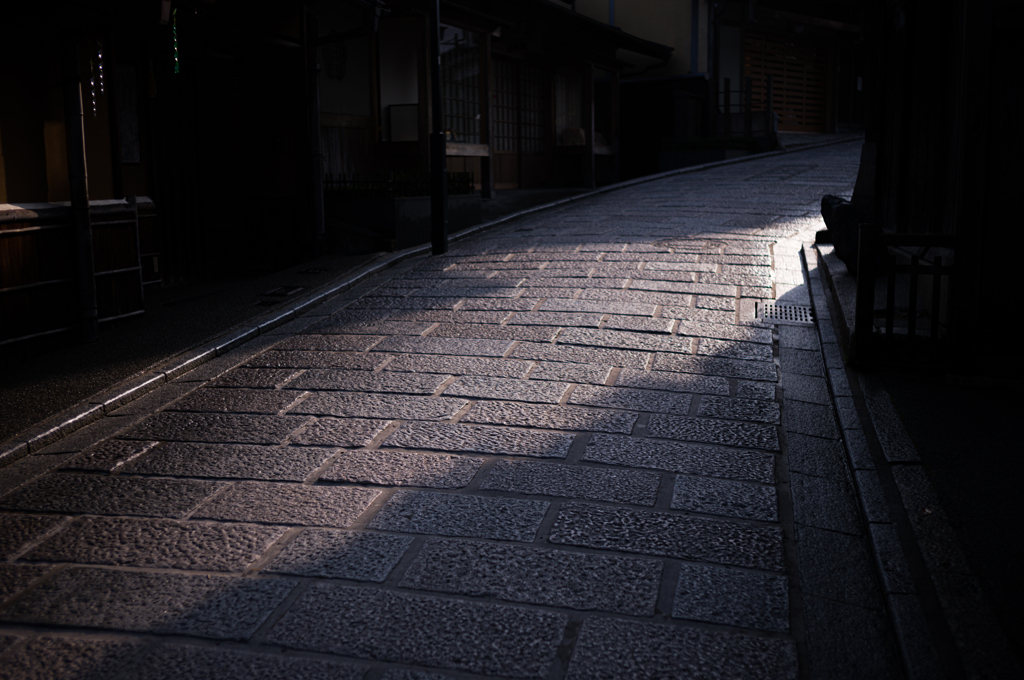 朝の八坂　2