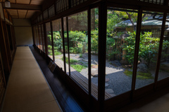 京都八竹庵　一階渡り廊下