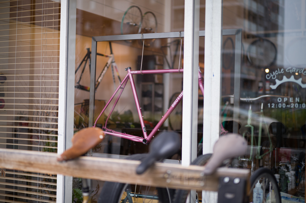 窓からの風景。カラフルフレーム