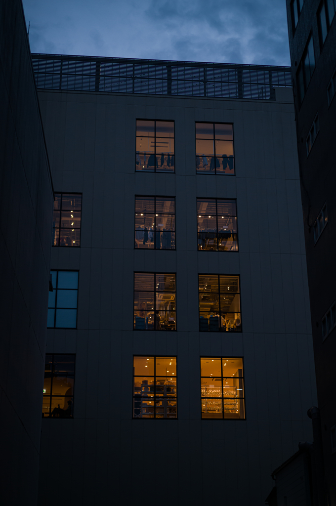 各フロアーの灯り