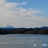 狭山湖から望む富士山