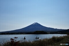 富士山と釣り人
