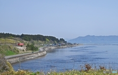 春の海岸線をコトコト往く
