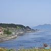 春の海岸線をコトコト往く