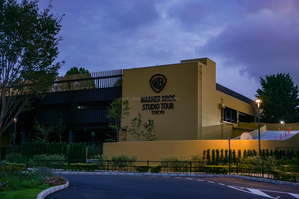 ワーナーブラザーズ