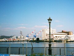 街灯と潜水艦と青空