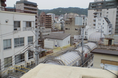 松尾ビル屋上から見る元町商店街アーケード