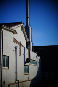 銭湯の裏 2 FD55mmf1.2 解放 銭湯の裏 2 FD55mmf1.2 解放