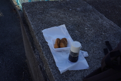 路傍でコロッケ