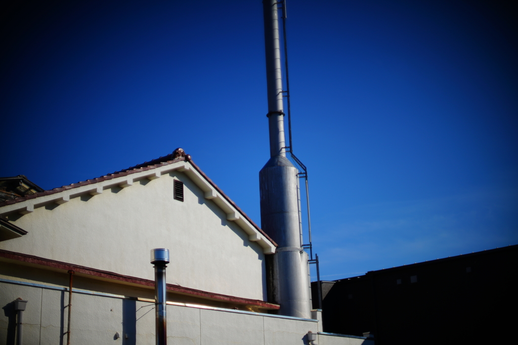 Canon FD55mmf1.2 試写① 銭湯の裏