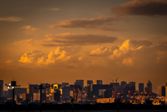 夕焼けの雨雲