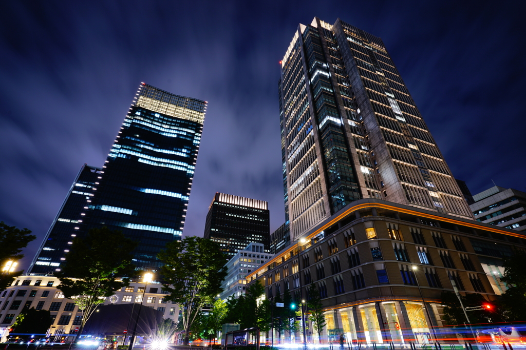 東京駅前