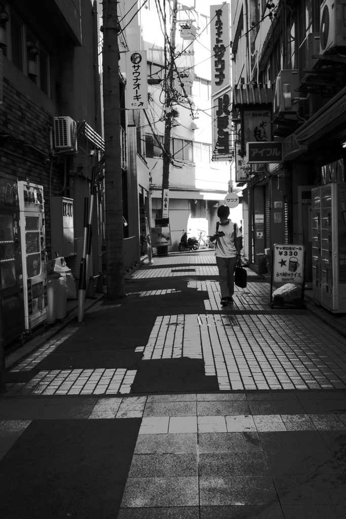 物静かな町①